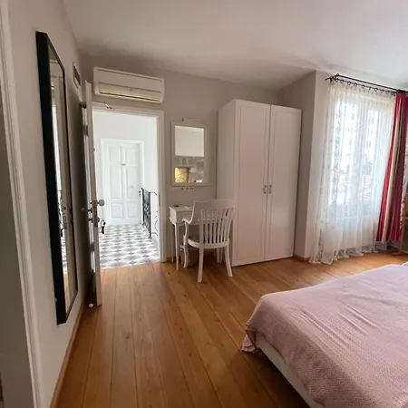 Kallista * Alaçatı